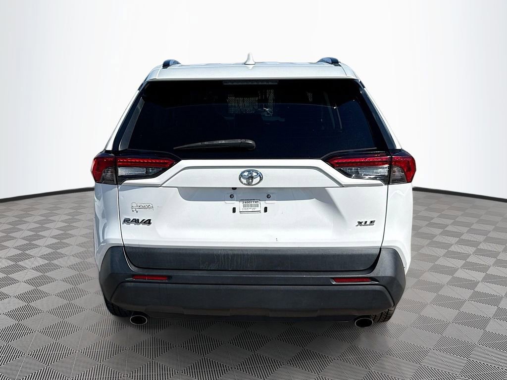 Used 2023 Toyota RAV4 XLE image 8