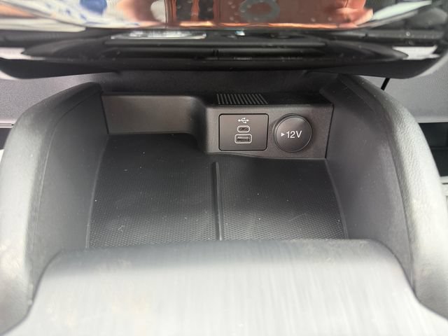 New 2026 Ford Escape SE w/ Class II Trailer Tow Package FWD image 18