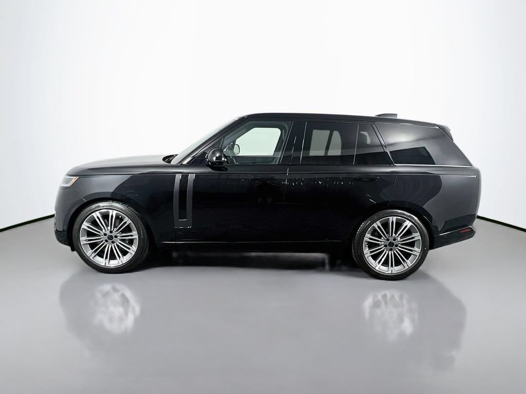 Used 2025 Land Rover Range Rover SE AWD/4WD image 8