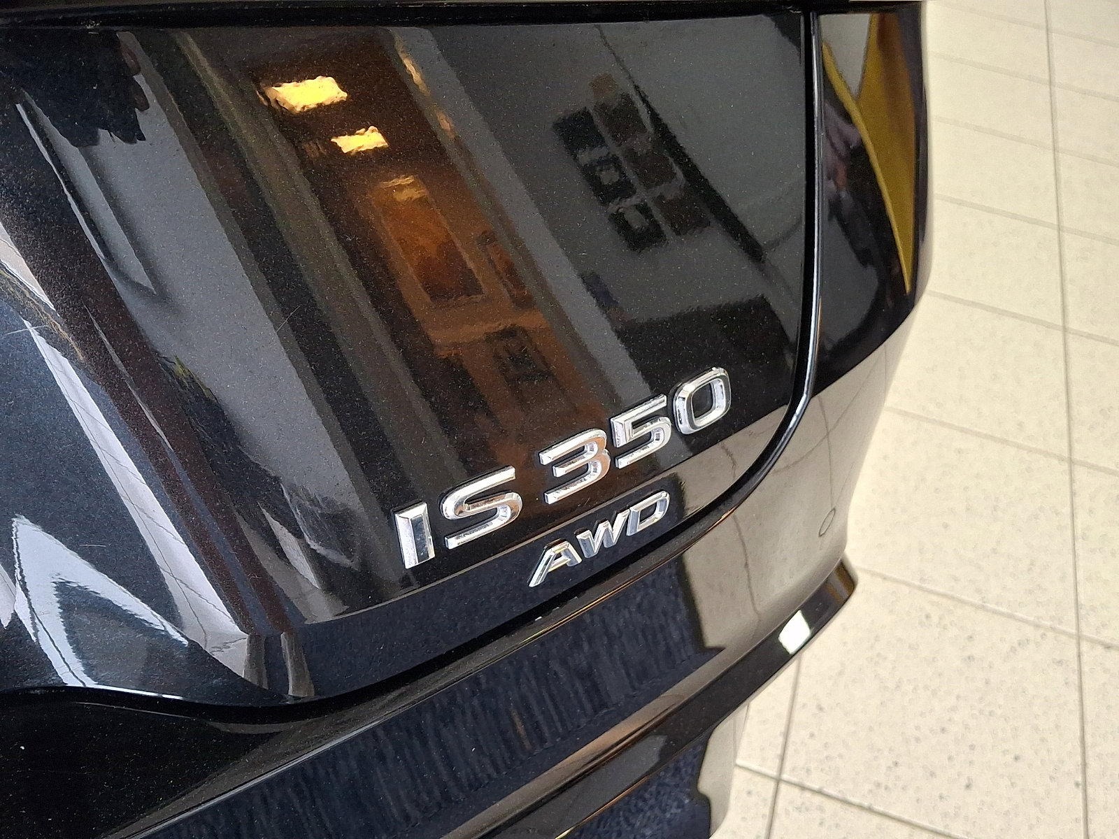 Used 2025 Lexus IS 350 F Sport AWD/4WD image 31