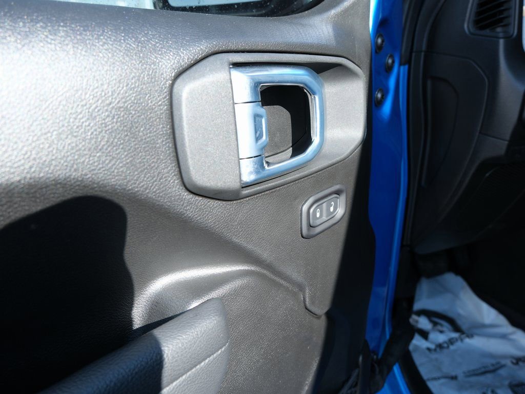 Used 2026 Jeep Wrangler Sport image 24