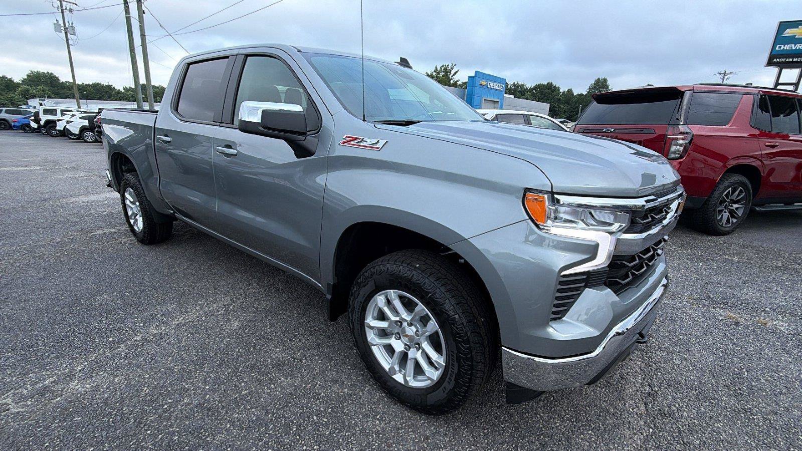 New 2026 Chevrolet Silverado 1500 LT w/ Z71 Off-Road Package AWD/4WD image 7