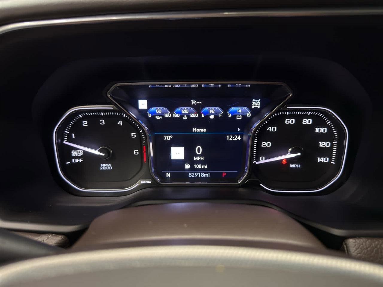 Used 2021 GMC Yukon Denali w/ Denali Premium Package image 16