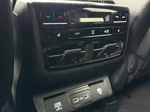 Used 2023 Acura MDX Advance image 18