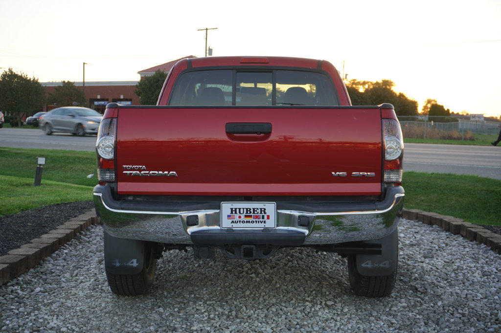 Used 2013 Toyota Tacoma 4x4 Access Cab V6 w/ SR5 Pkg image 6