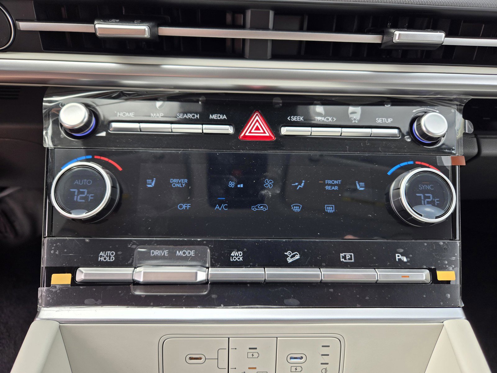 New 2026 Hyundai Santa Fe SE image 19