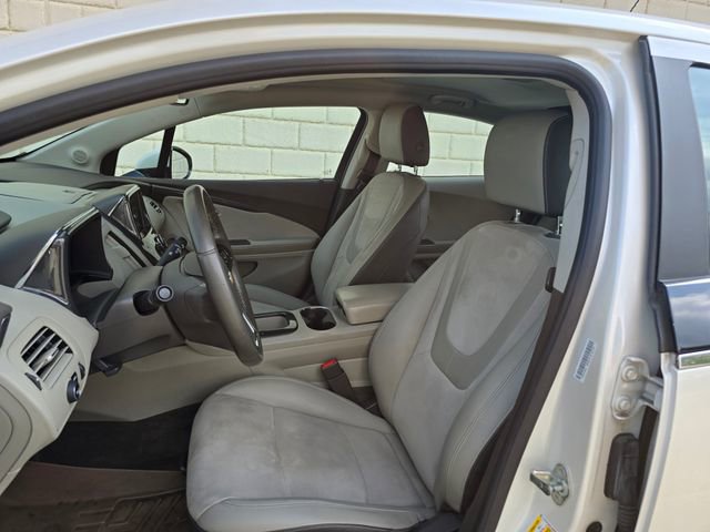 Used 2014 Chevrolet Volt Premium w/ Premium Trim Package image 17