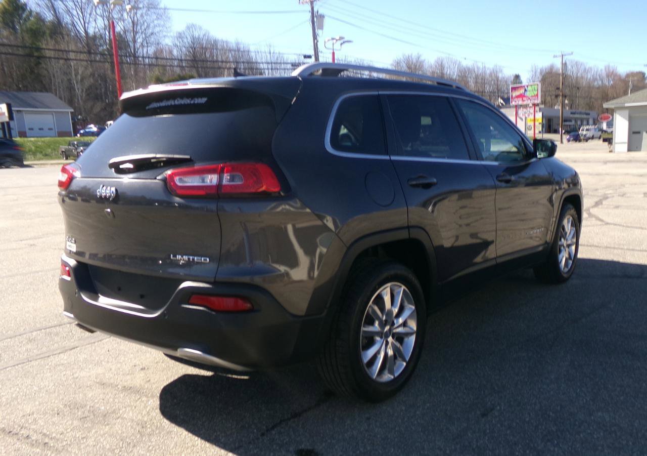 Used 2016 Jeep Cherokee Limited image 20