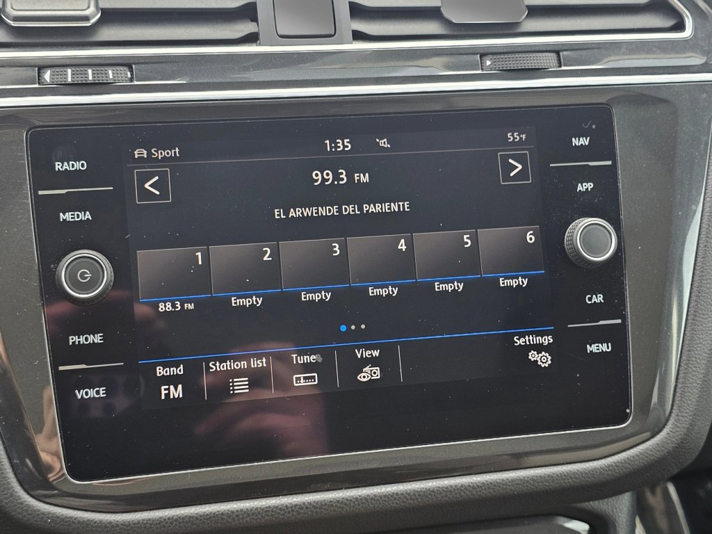 Used 2019 Volkswagen Tiguan SEL w/ 3rd Row Seat Package image 6