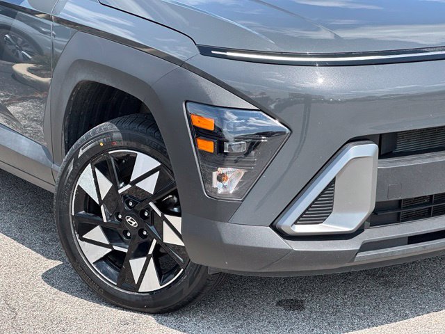 Used 2025 Hyundai Kona SEL AWD/4WD image 10