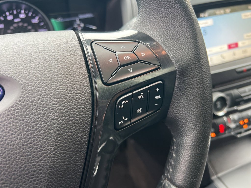 Used 2018 Ford Explorer XLT w/ Equipment Group 202A image 16