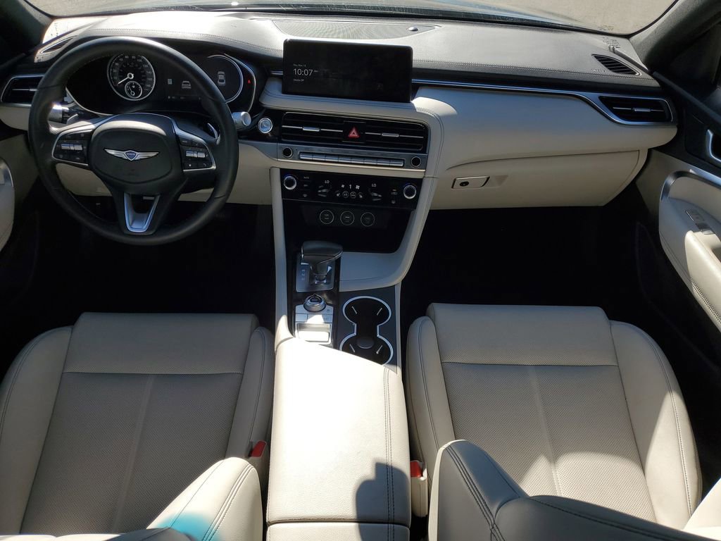 Certified 2025 Genesis G70 2.5T image 20