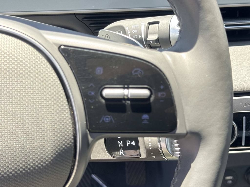 Certified 2024 Hyundai Ioniq 5 SEL RWD image 9