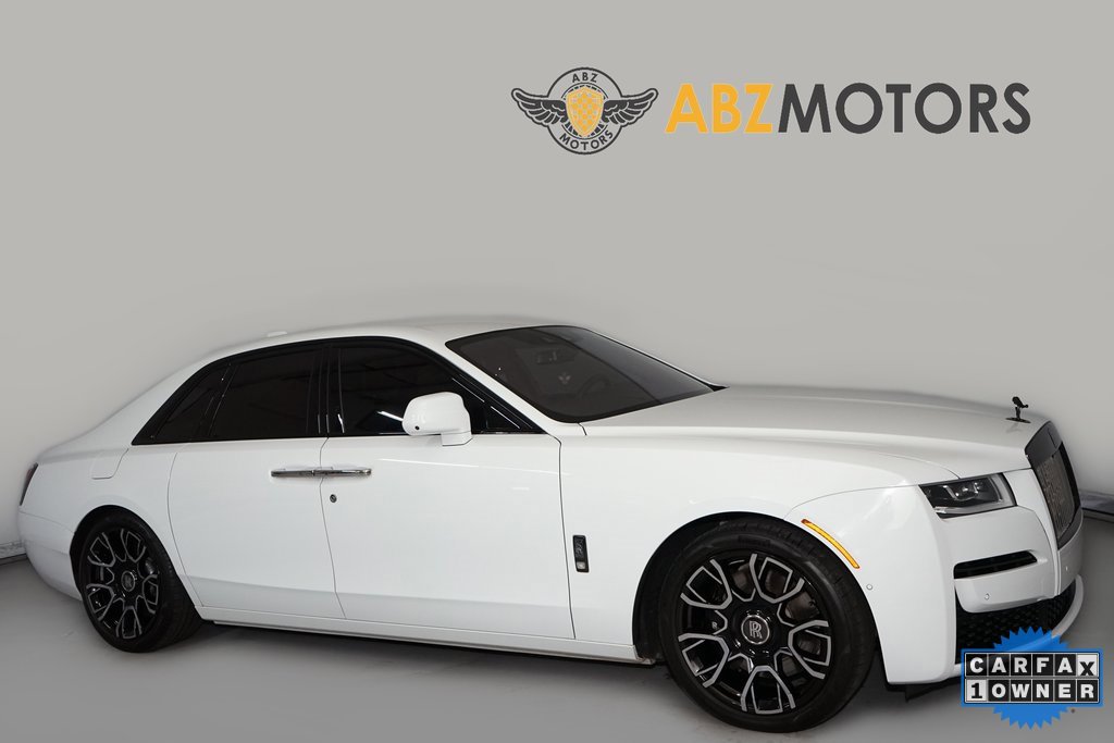 Used 2023 Rolls-Royce Ghost Black Badge image 1