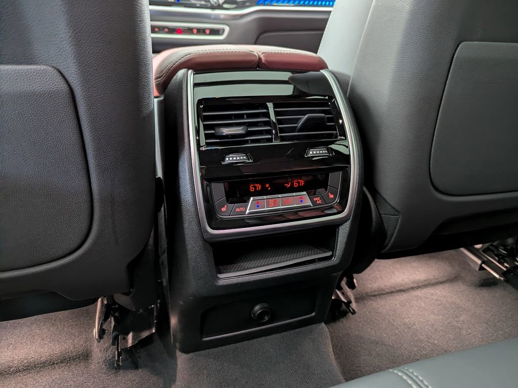 Used 2026 BMW X6 M60i image 47