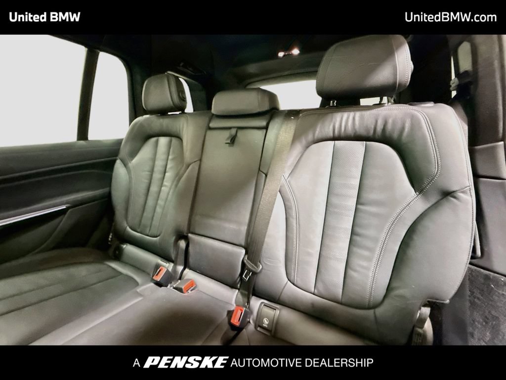 Used 2022 BMW X7 M50i w/ Executive Package AWD/4WD image 13