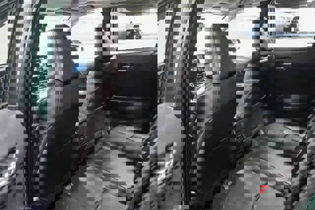 Certified 2022 Toyota Corolla Cross XLE w/ Convenience Package image 19