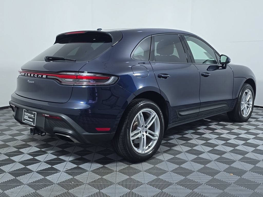 Certified 2023 Porsche Macan Turbo AWD/4WD image 7