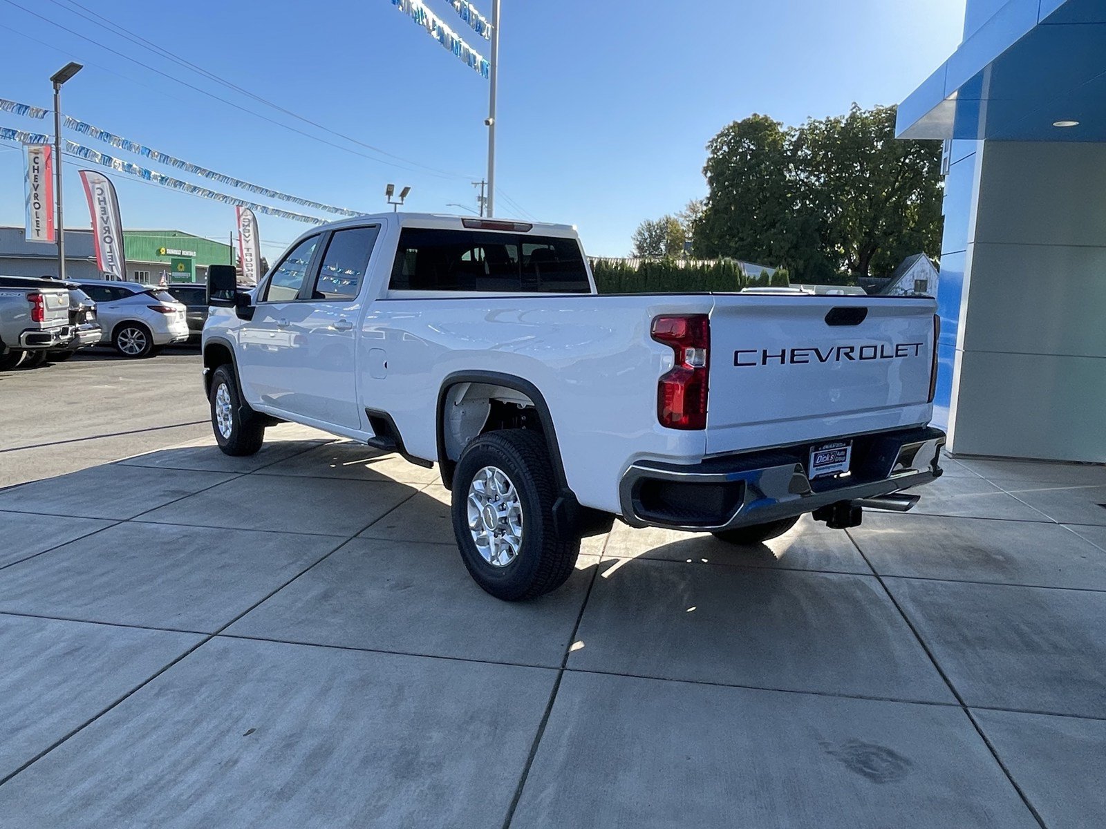 New 2026 Chevrolet Silverado 3500 LT w/ Convenience Package AWD/4WD image 3