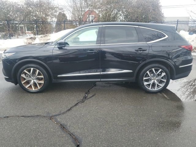 Used 2023 Acura MDX SH-AWD w/ Technology Package image 4