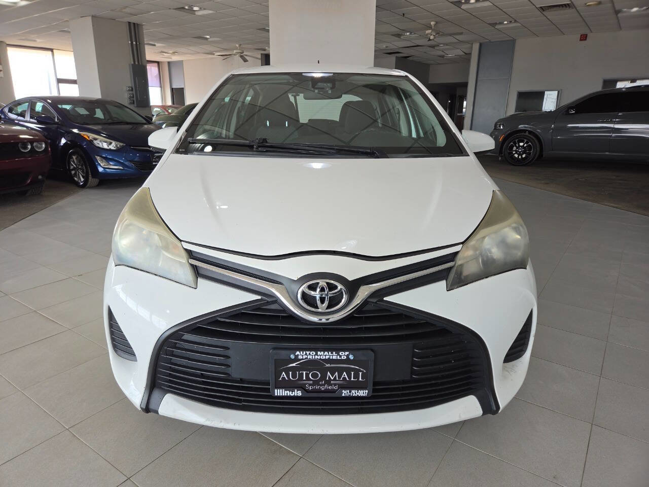 Used 2017 Toyota Yaris L FWD image 2