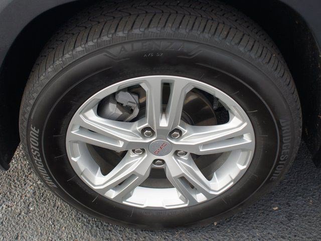 Certified 2024 GMC Terrain SLE image 25