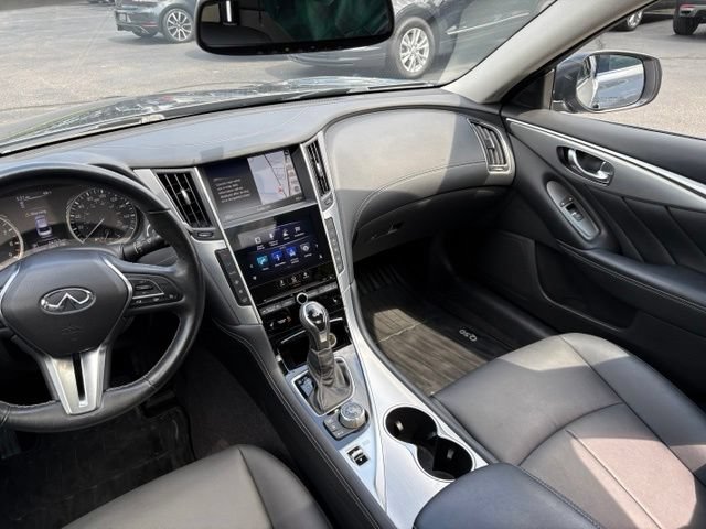 Used 2019 INFINITI Q50 Luxe w/ Essential Package (3.0T Luxe) AWD/4WD image 20