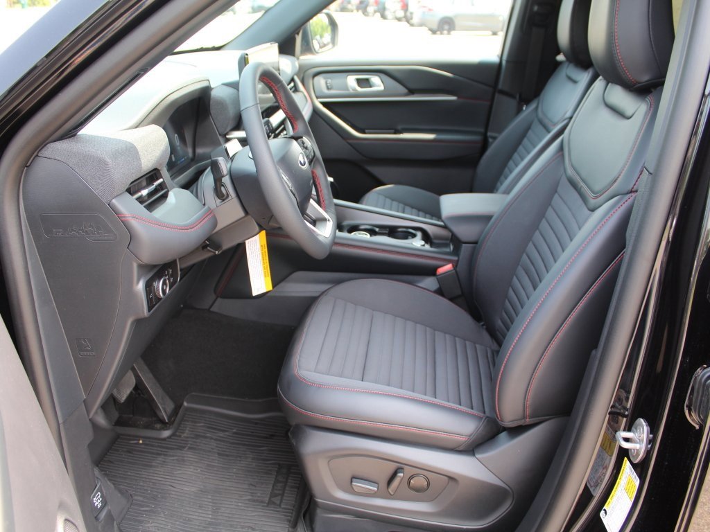 New 2025 Ford Explorer ST-Line w/ Premium Package image 4