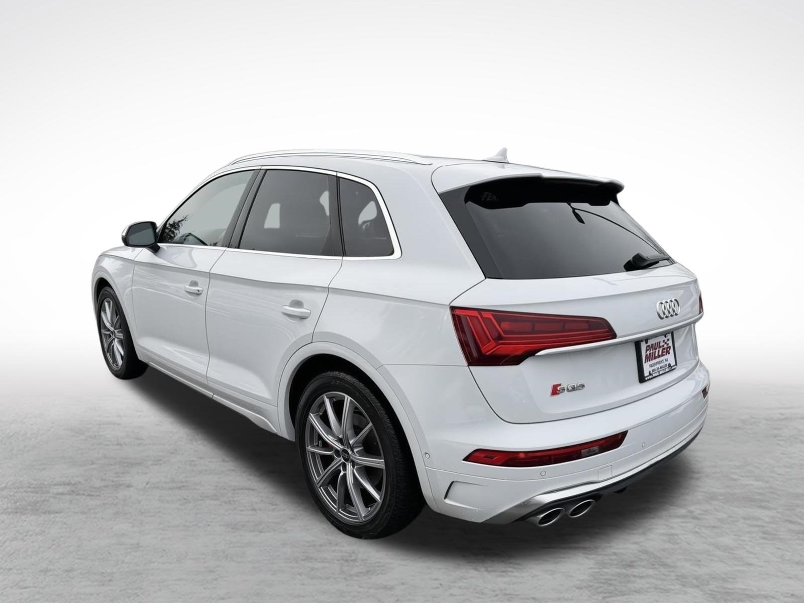 Used 2024 Audi SQ5 Prestige image 3