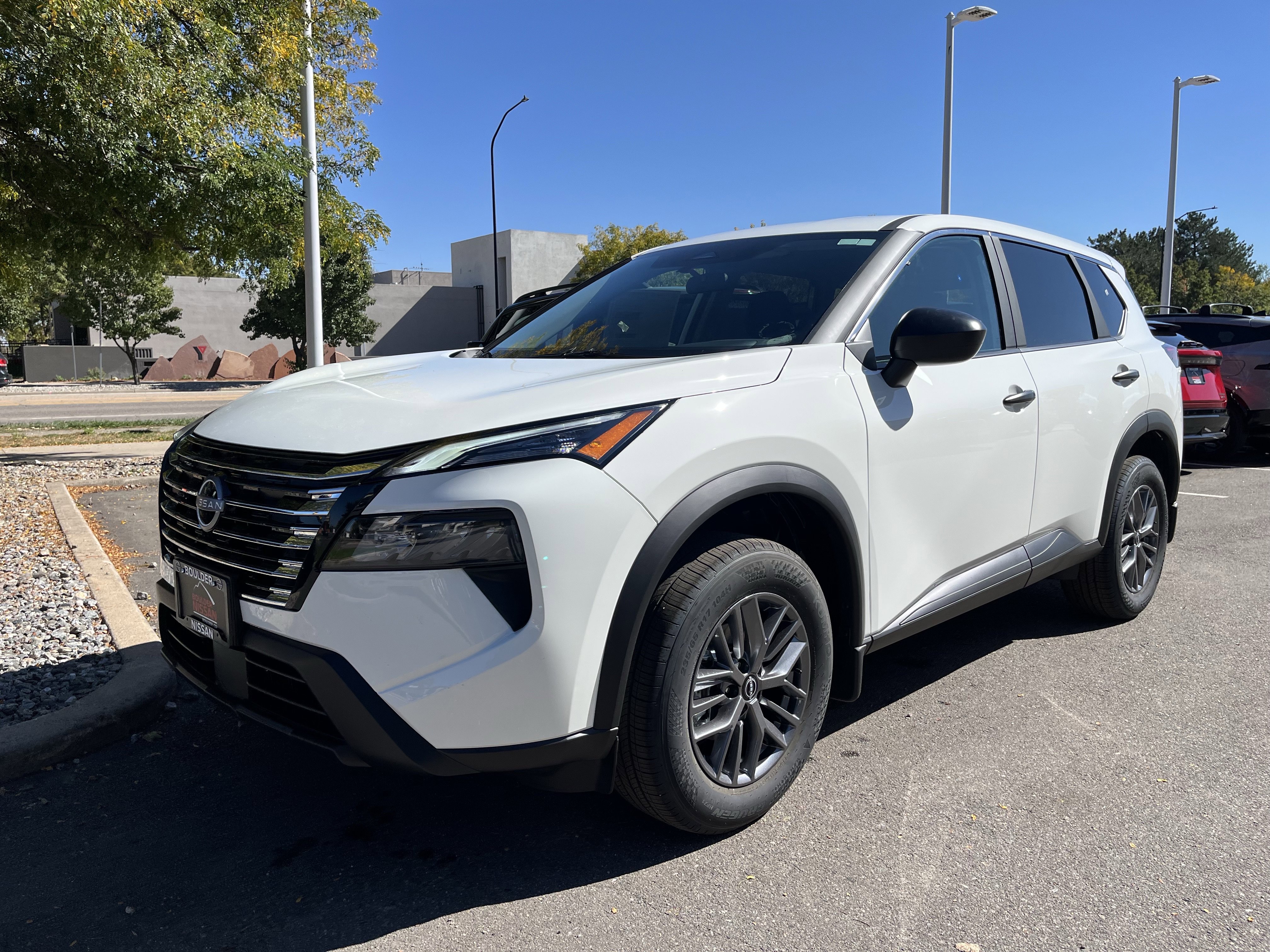 New 2026 Nissan Rogue S image 3