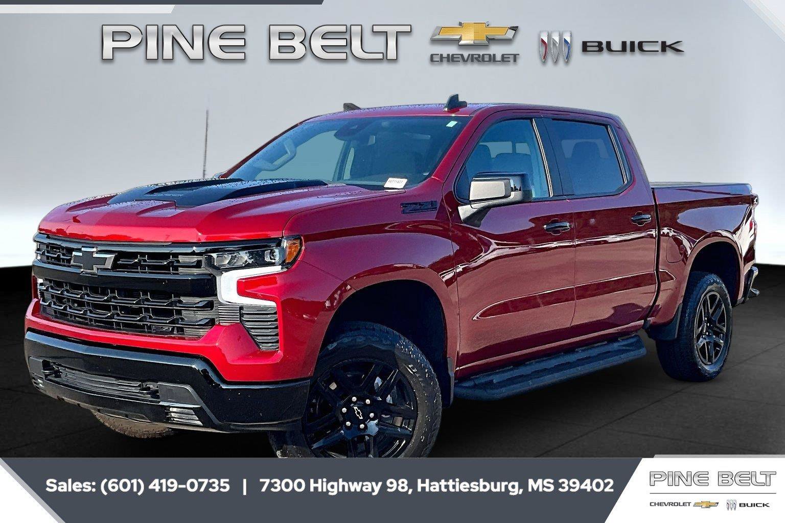 Used 2025 Chevrolet Silverado 1500 LT Trail Boss w/ Convenience Package II AWD/4WD image 11