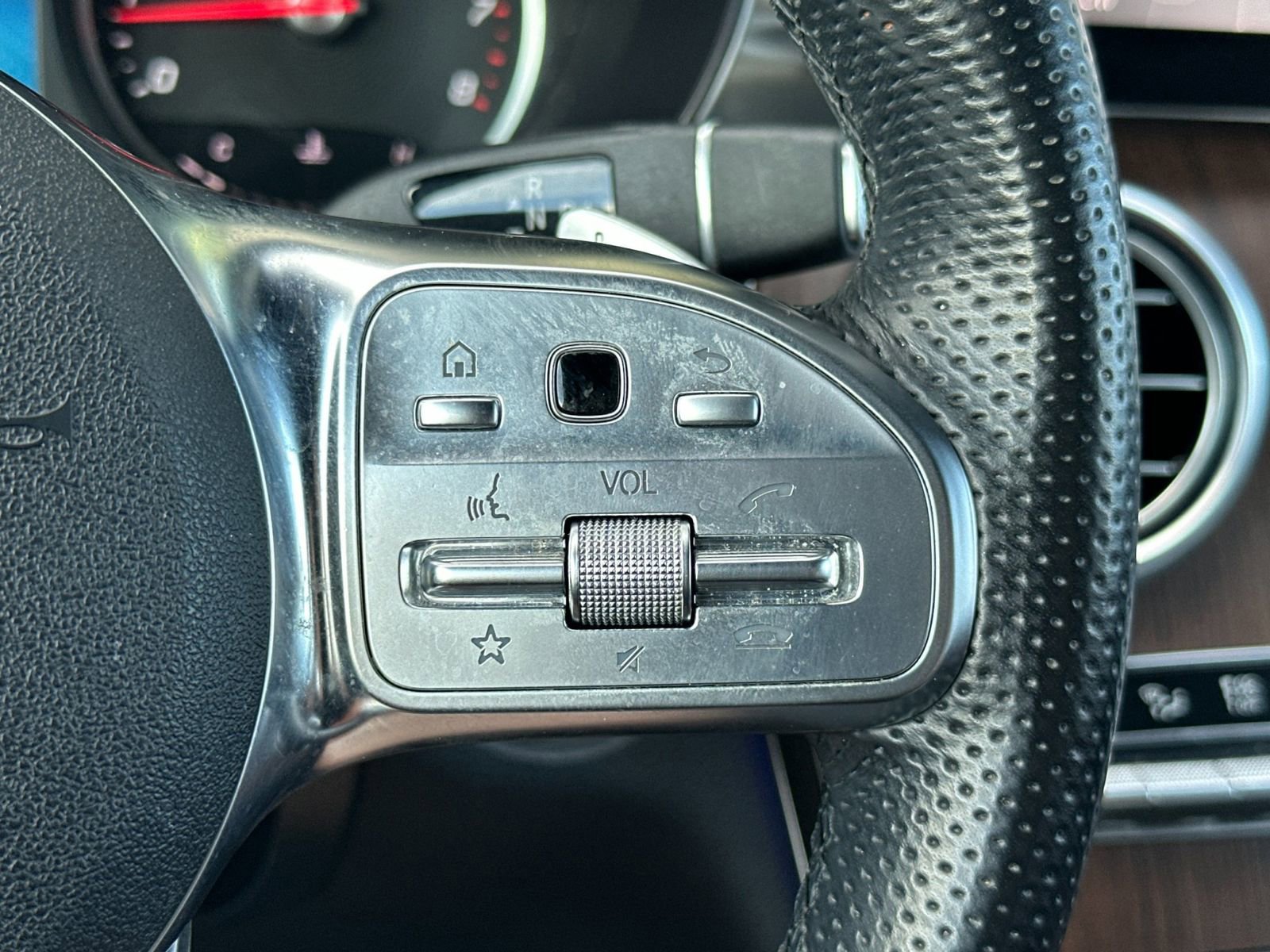 Certified 2022 Mercedes-Benz GLC 300 image 27