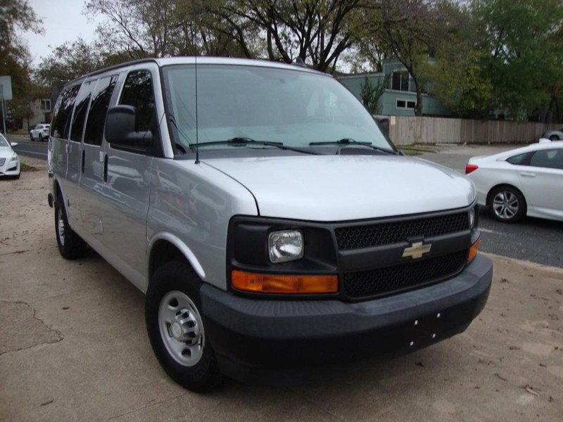 Used 2017 Chevrolet Express 2500 LS image 2