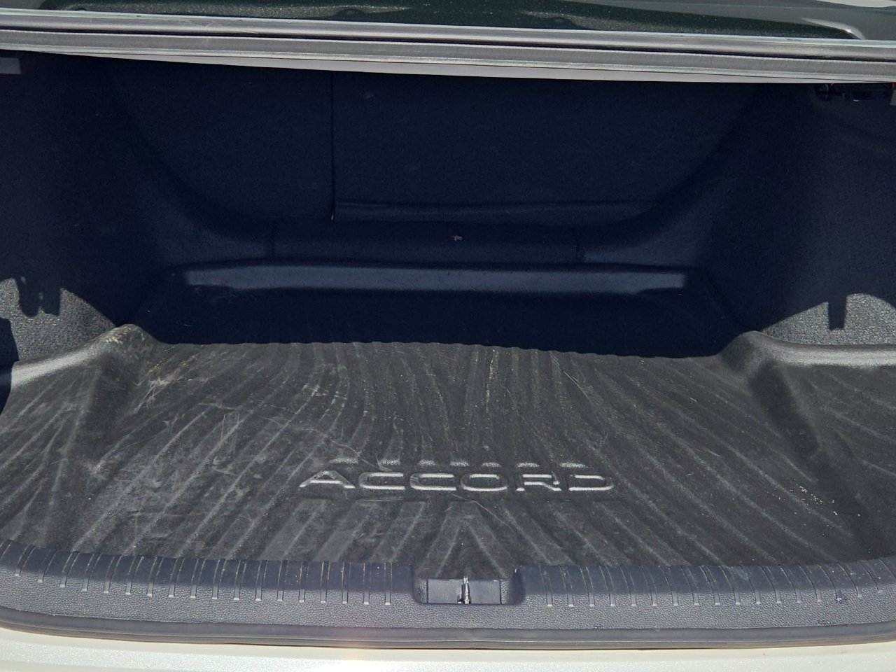 Used 2026 Honda Accord EX-L image 13