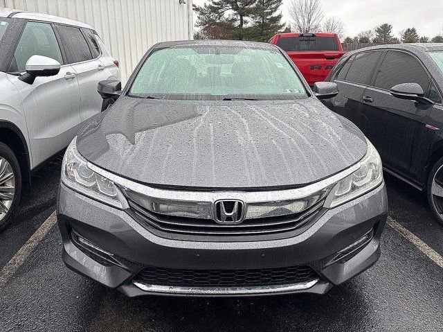 Used 2017 Honda Accord EX-L image 2