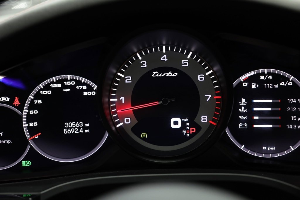 Used 2022 Porsche Cayenne Turbo image 24