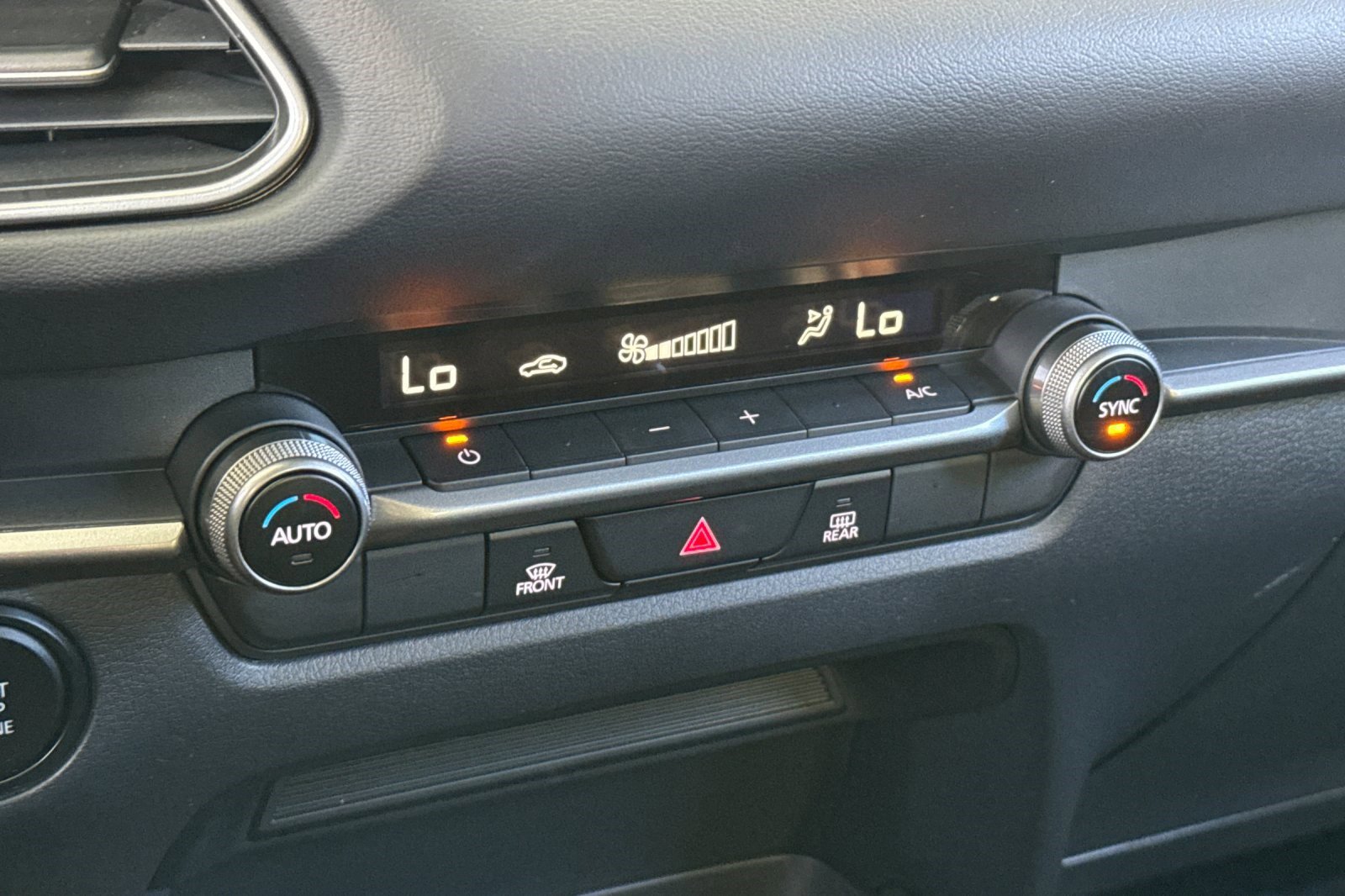 Used 2023 MAZDA CX-30 AWD 2.5 S w/ Select Package image 18