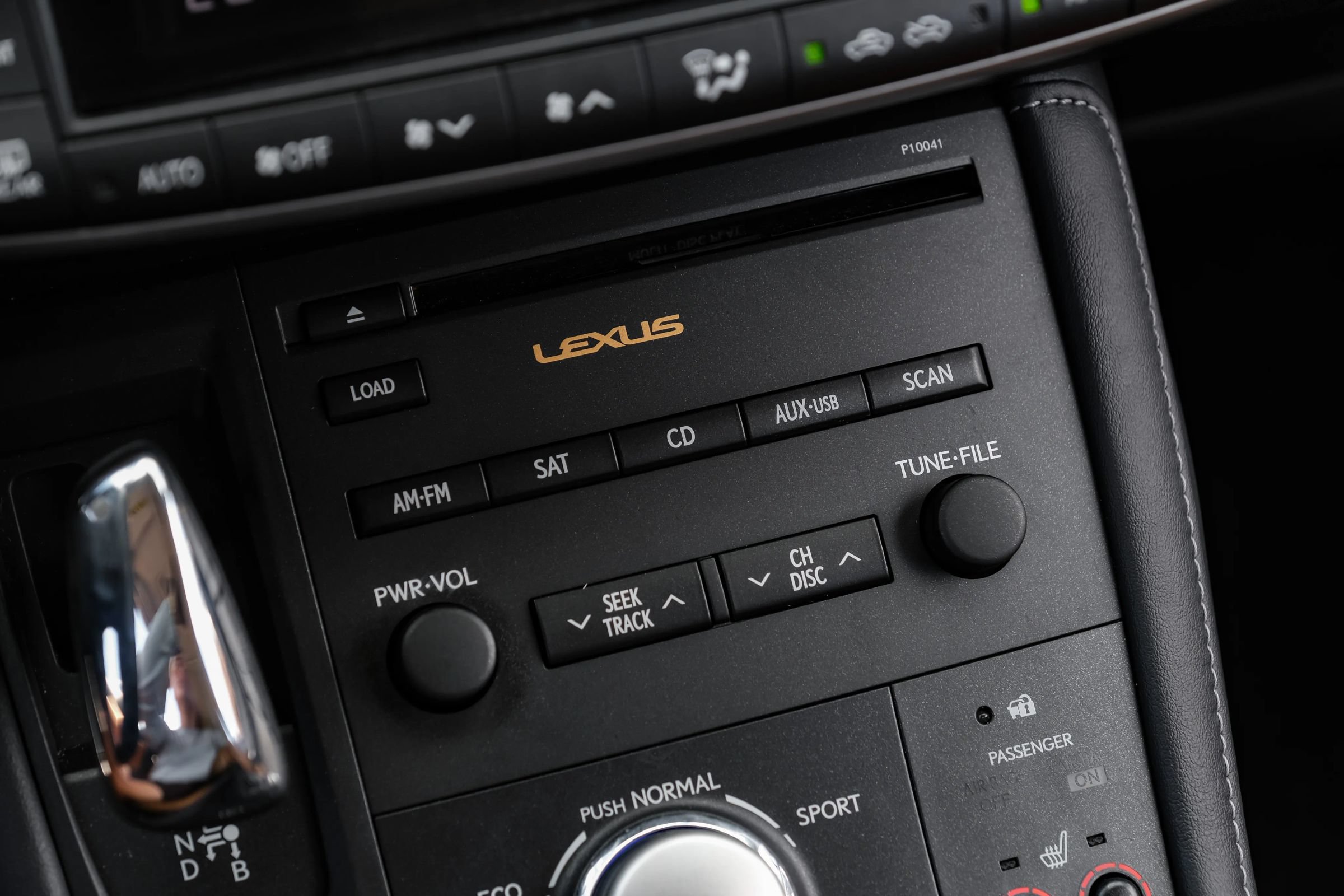 Used 2012 Lexus CT 200h Premium w/ Premium Audio Pkg FWD image 35