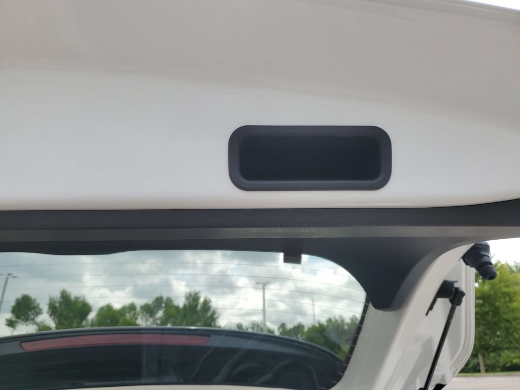 New 2026 Nissan Kicks SV w/ Cold Weather Package FWD image 8
