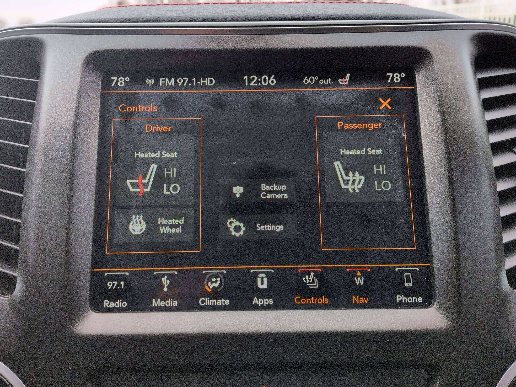 Used 2019 Jeep Cherokee Trailhawk w/ Comfort/Convenience Group image 21