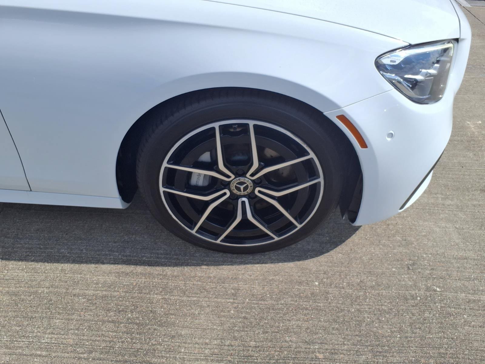 Used 2023 Mercedes-Benz E 350 Sedan image 7