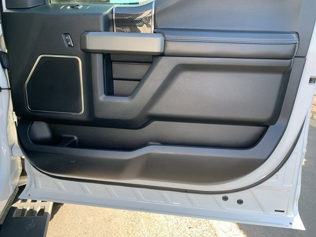 Used 2019 Ford F150 Raptor w/ Equipment Group 802A Luxury AWD/4WD image 37