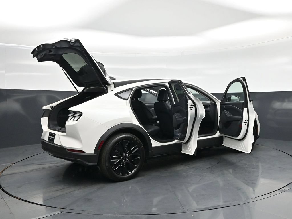 New 2026 Ford Mustang Mach-E Select RWD image 5