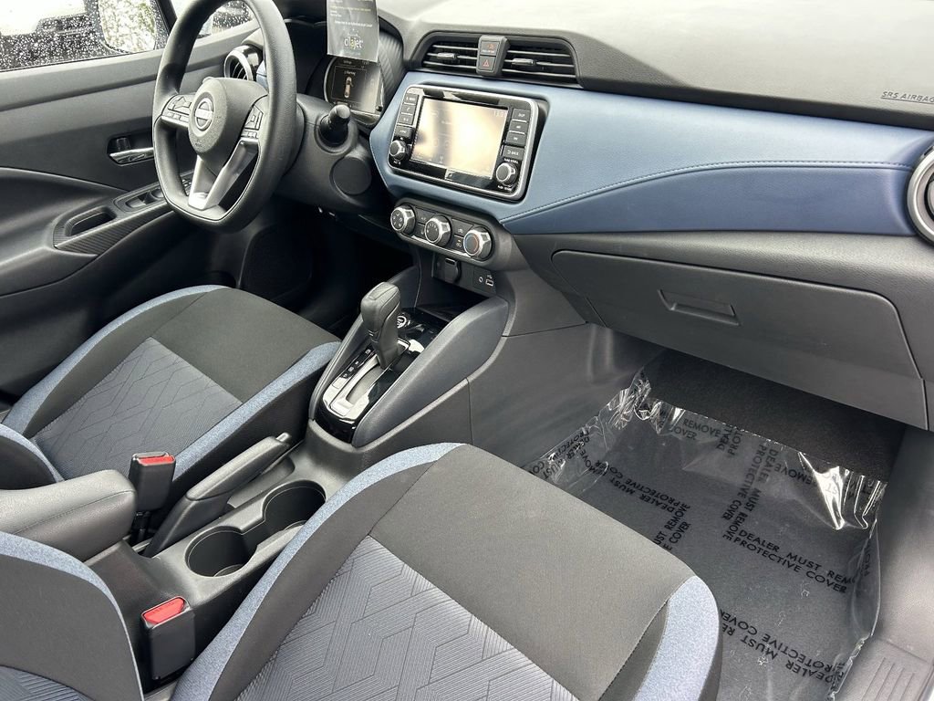 Used 2025 Nissan Versa SV w/ Trunk Package image 8