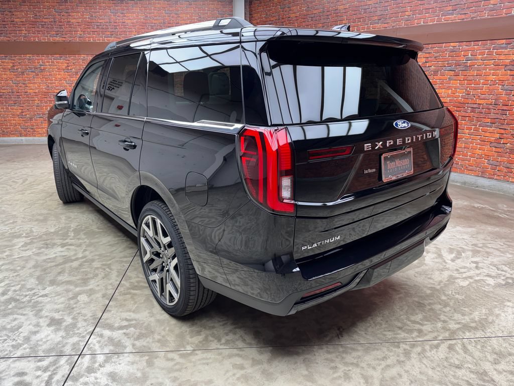 New 2027 Ford Expedition Platinum w/ Platinum Ultimate Package AWD/4WD image 2
