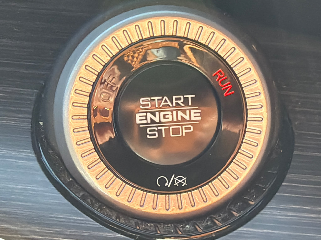 Used 2024 Jeep Wagoneer Series II AWD/4WD image 31