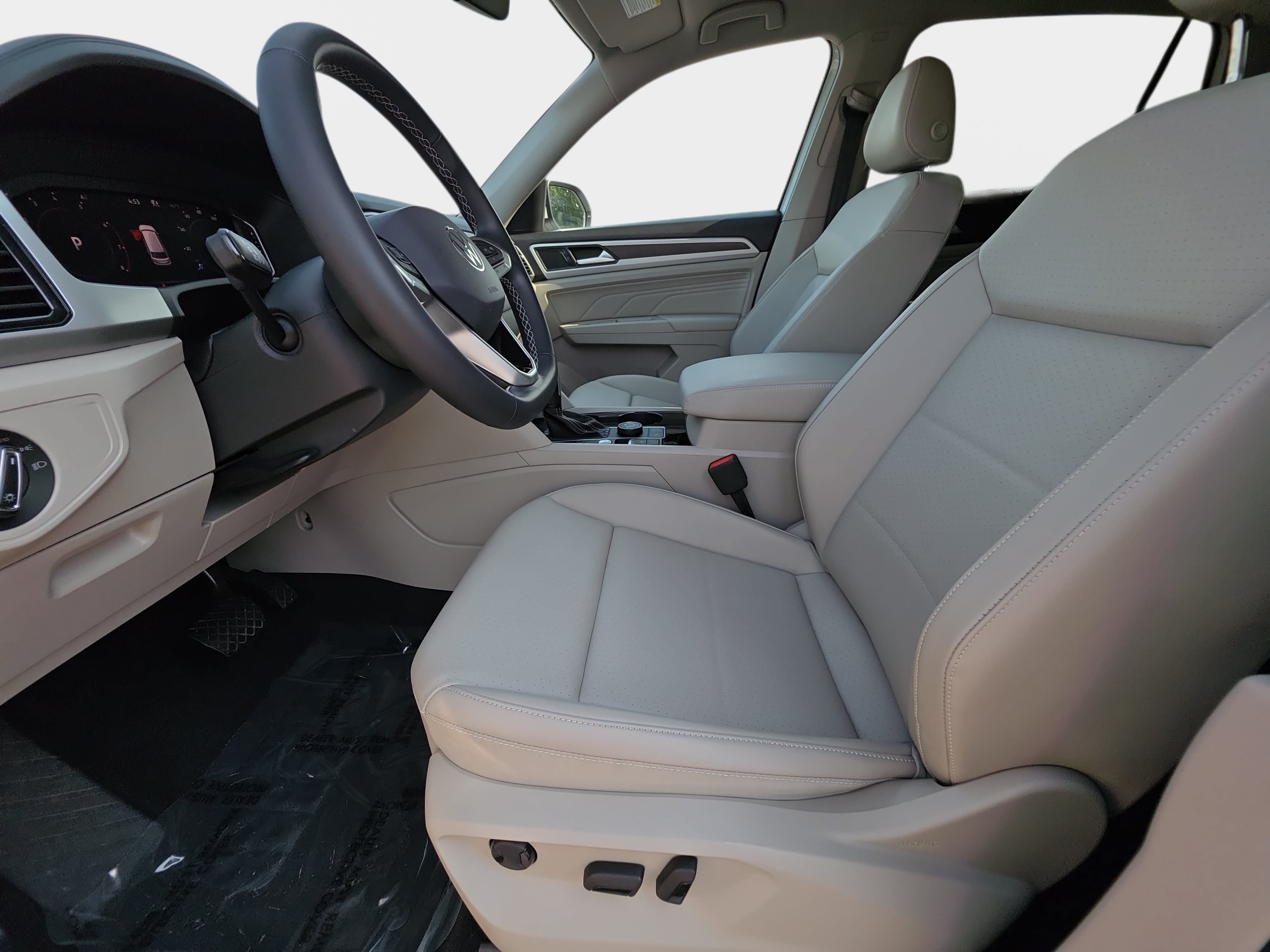 Used 2023 Volkswagen Atlas SE w/ Panoramic Sunroof Package AWD/4WD image 17