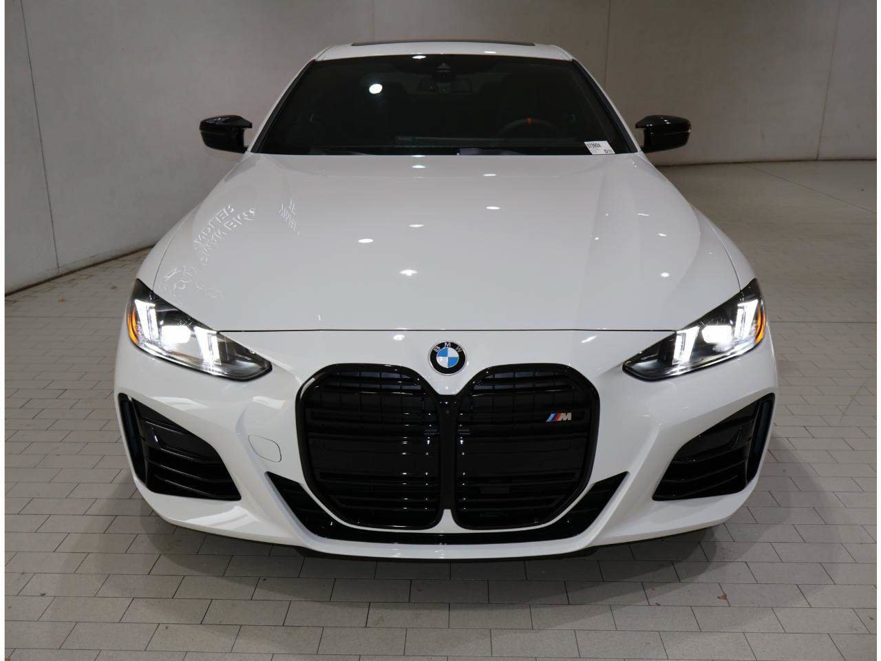New 2027 BMW M440i Coupe w/ Premium Package RWD image 9