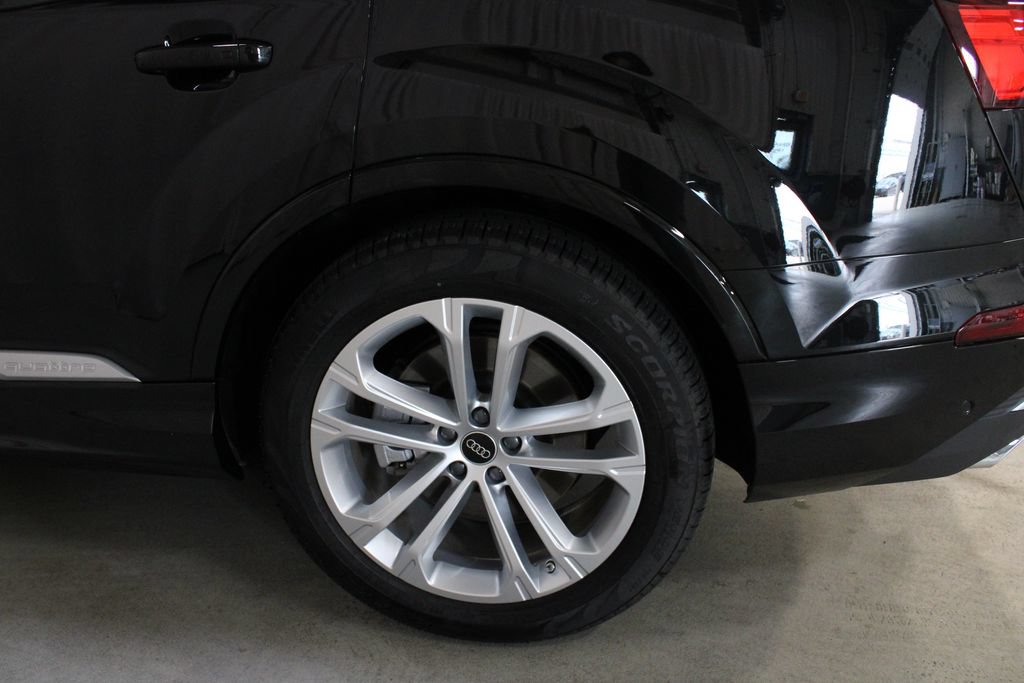 Used 2026 Audi Q7 3.0T Premium Plus w/ Premium Plus Package AWD/4WD image 28