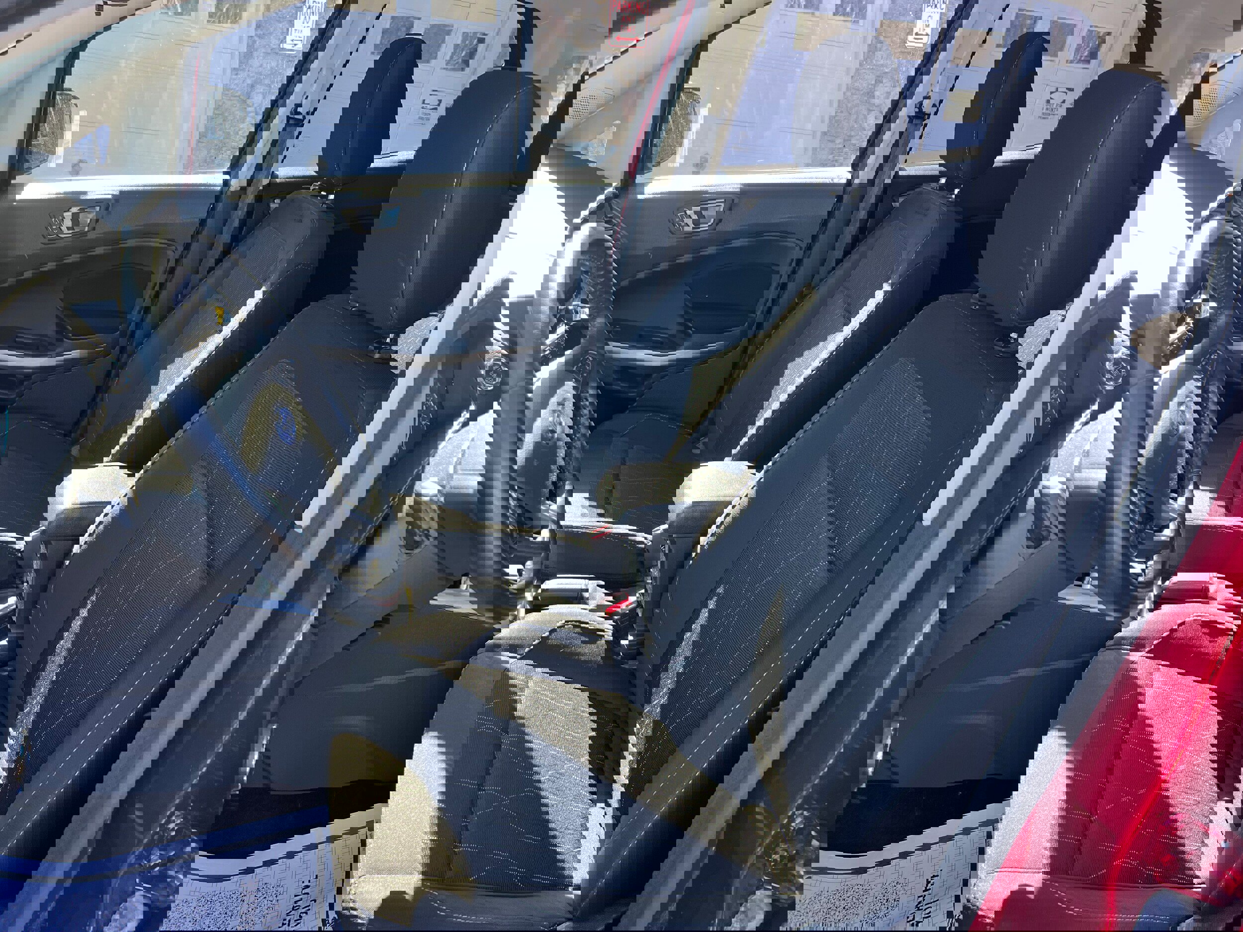 Used 2020 Ford EcoSport SE image 12